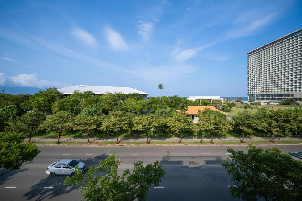 The Sense Apartment - Modern, Near My An Beach Da Nang Bagian luar foto